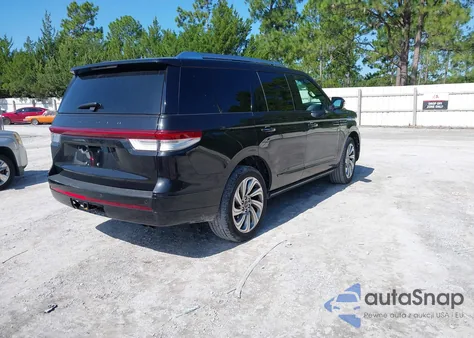 2022 Lincoln Navigator Standard z USA, uszkodzony, nr VIN 5LMJJ2NT8NEL14563